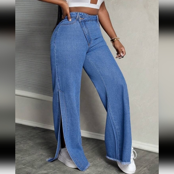 Women's Asymmetrical High Waisted Slit Straight Wide Leg Jeans - Picture 5 of 6